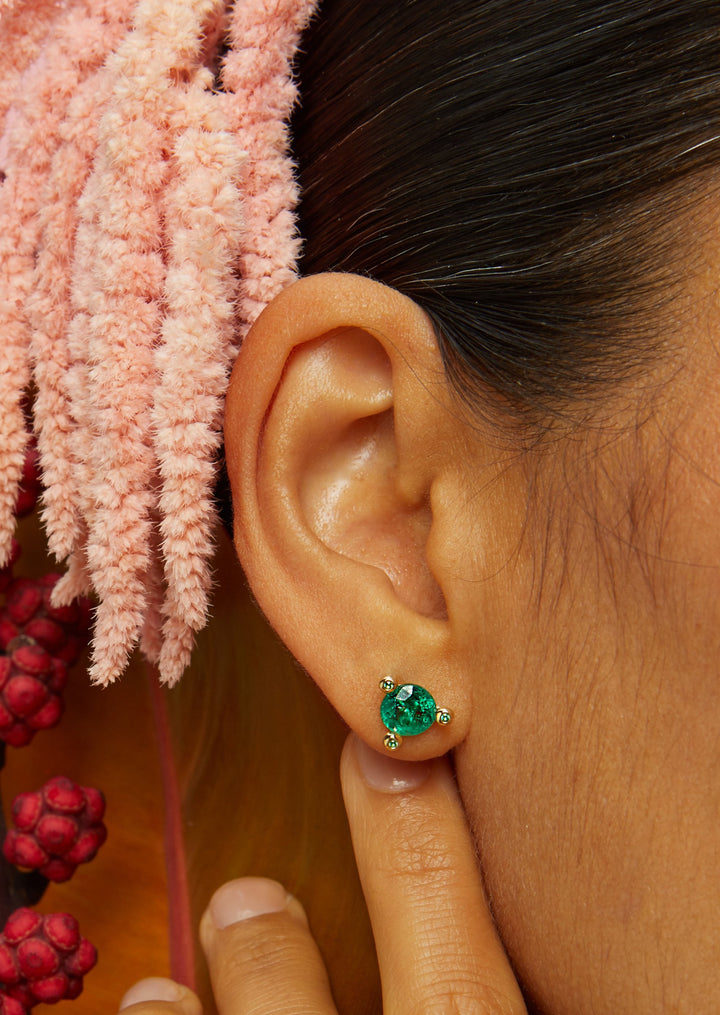 Emerald Solitaire Stud