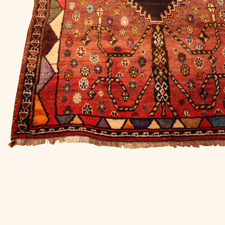 Vintage Traditional Persian Gabbeh Wool Rug - 4'4" x 6'10"