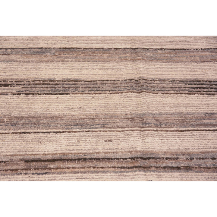 Zameen Transitional Wool Rug - 7'2" x 9'7"