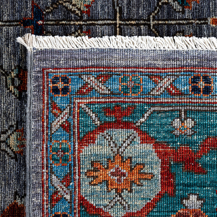 Grey Traditional Serapi Wool Rug - 5'11" x 9'
