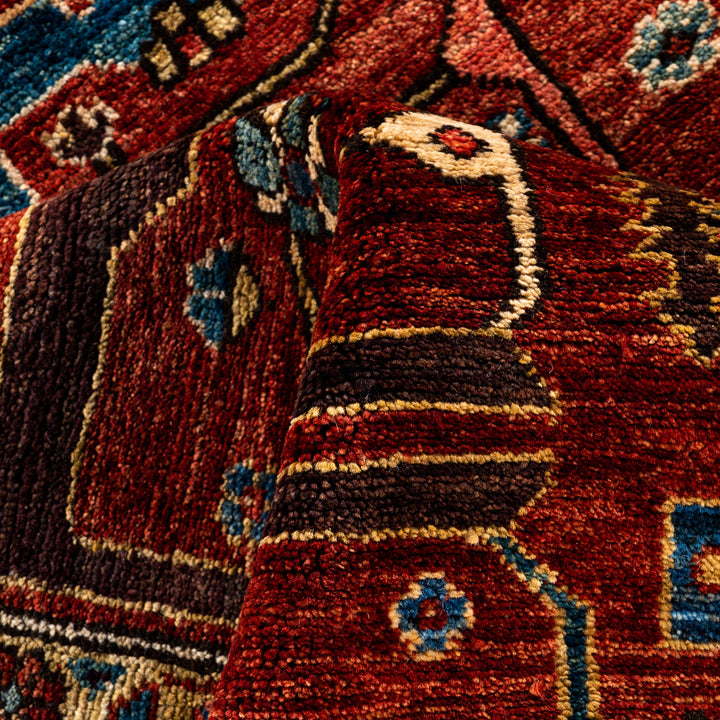 Red Traditional Serapi Wool Rug - 6' x 9'