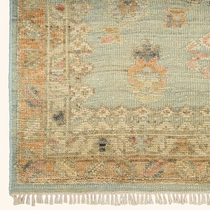 Traditional Essentials Wool Rug Light Blue / 8' x 10'