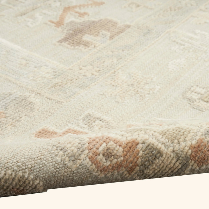 Cream Essentials Traditional Wool Cotton Blend Rug