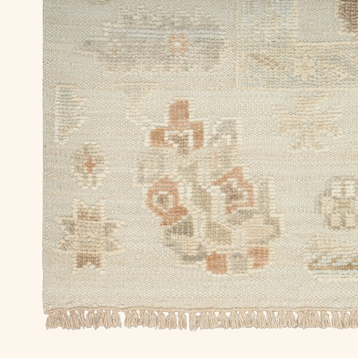 Cream Essentials Traditional Wool Cotton Blend Rug