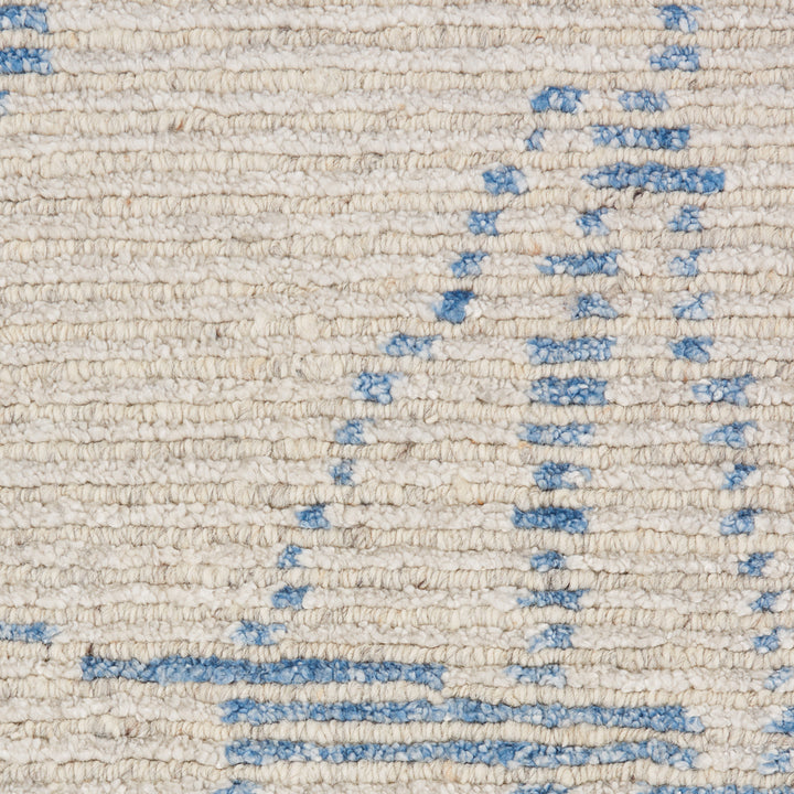Contemporary Wool Blend Rug Sky / 5'6" x 7'5"