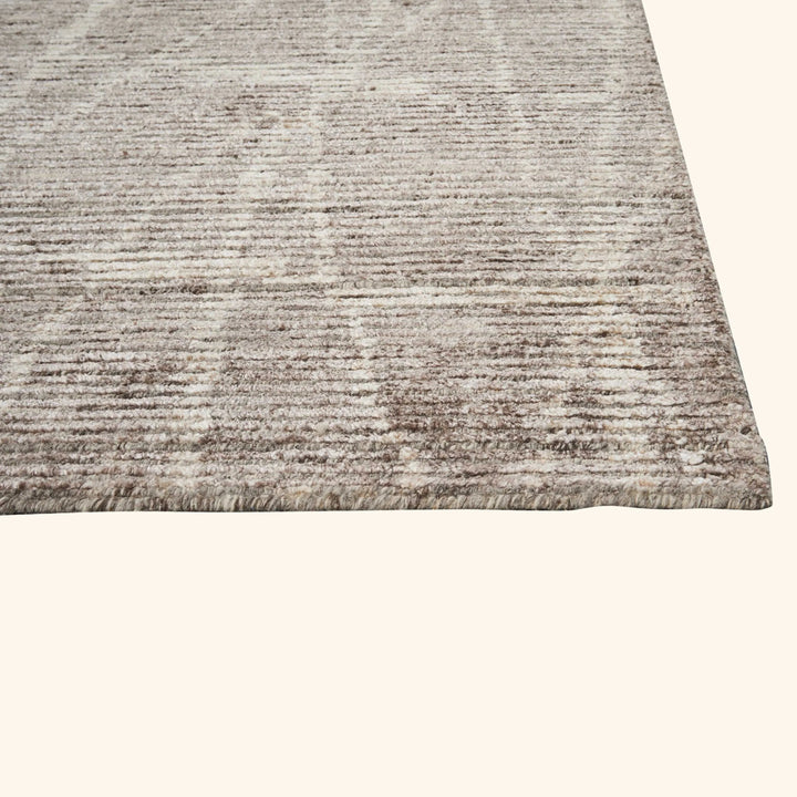 Contemporary Wool Blend Rug Sand / 9'9" x 13'9"