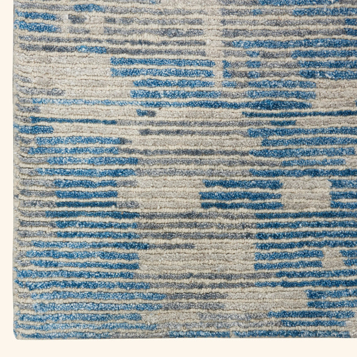 Contemporary Essentials Wool Blend Rug Blue / 5'6" x 7'5"