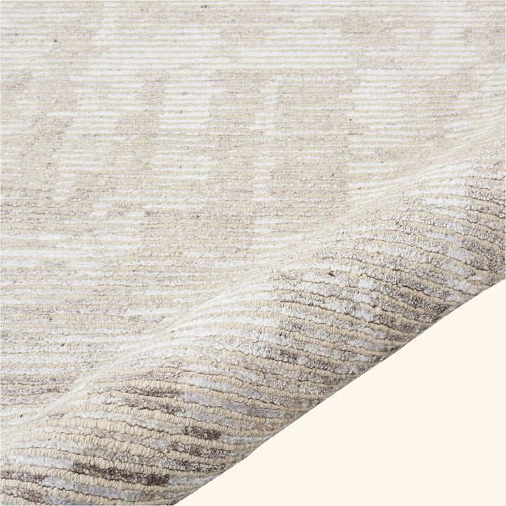 Contemporary Essentials Wool Blend Rug Ivory Grey / 5'6" x 7'5"