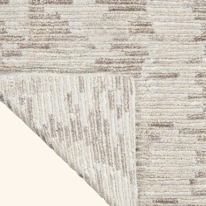 Contemporary Essentials Wool Blend Rug Ivory Grey / 5'6" x 7'5"
