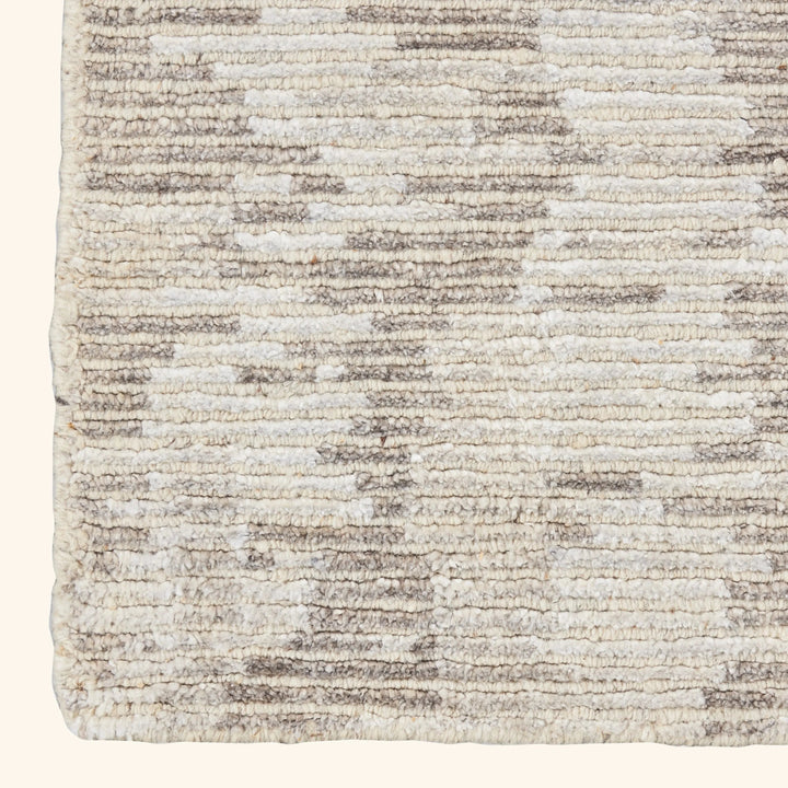 Contemporary Essentials Wool Blend Rug Ivory Grey / 7'9" x 9'9"