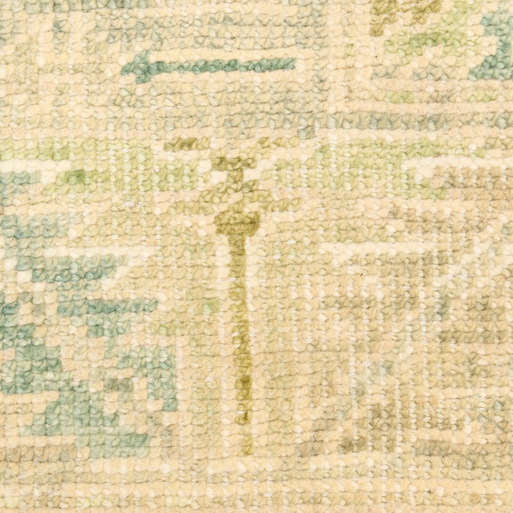 Green Traditional Essentials Wool Rug 7'9" x 9'9"