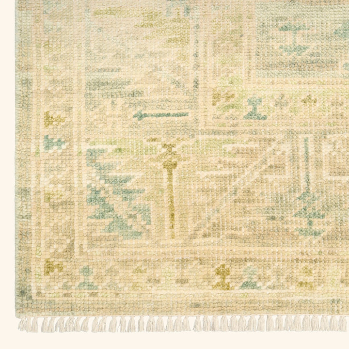 Green Traditional Essentials Wool Rug 5'6" x 8'