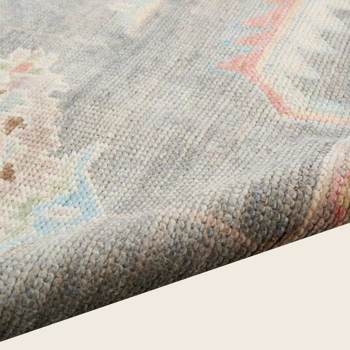 Dark Grey Multi Traditional Essentials Wool Rug 5'6" x 8'