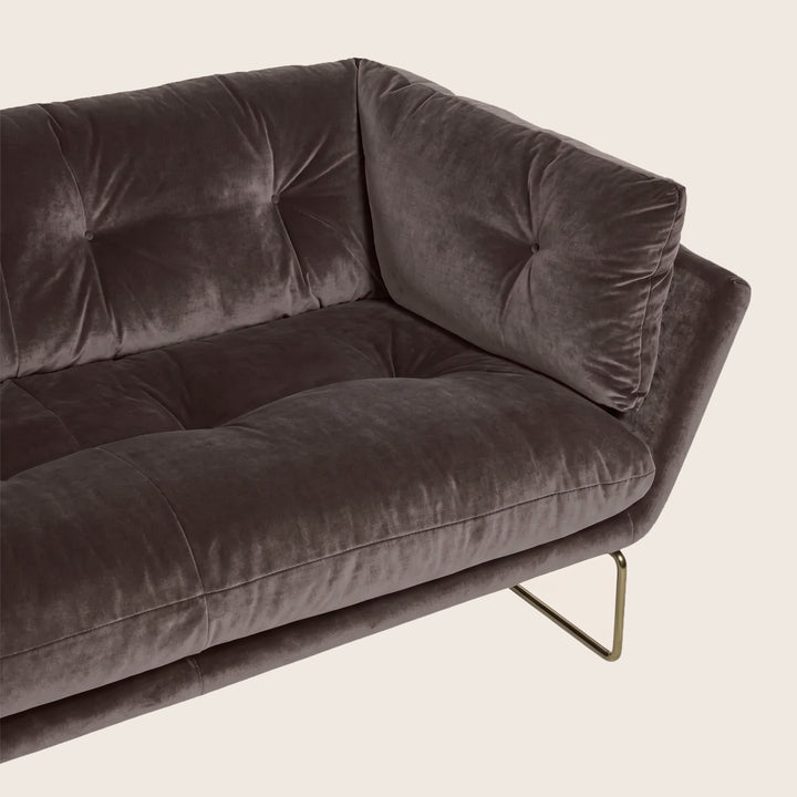 New York Suite Apartment Sofa