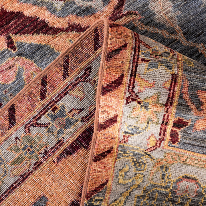 Grey Soluna Traditional Wool Rug - 6'1" x 9'
