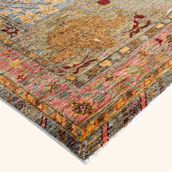 Grey Soluna Traditional Wool Rug - 8'5" x 10'