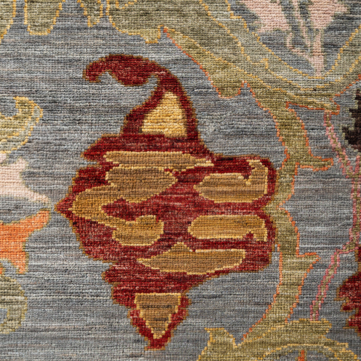 Grey Soluna Traditional Wool Rug - 8'5" x 10'