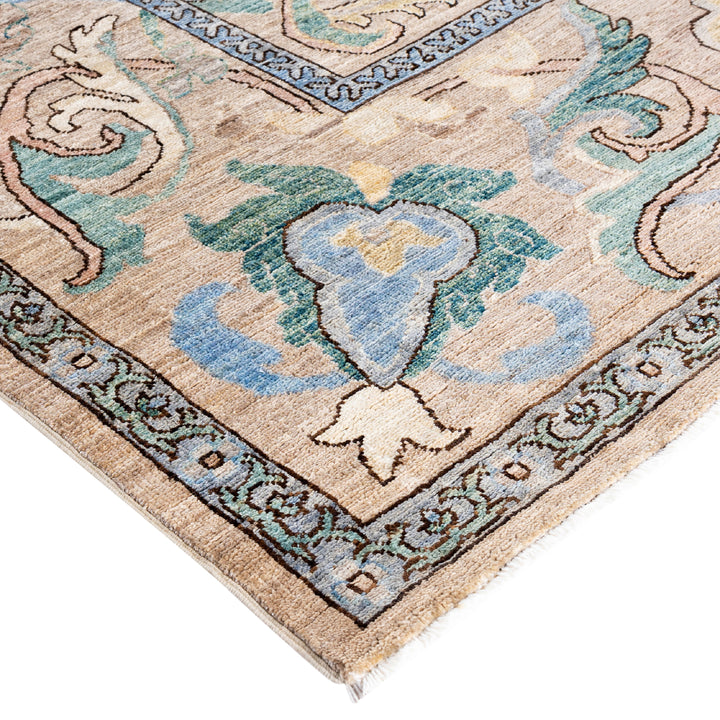 Sand Soluna Traditional Wool Rug - 8'10" x 12'