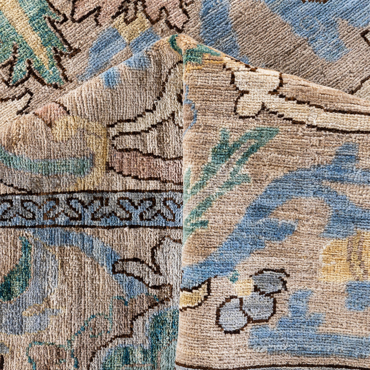 Sand Soluna Traditional Wool Rug - 8'10" x 12'