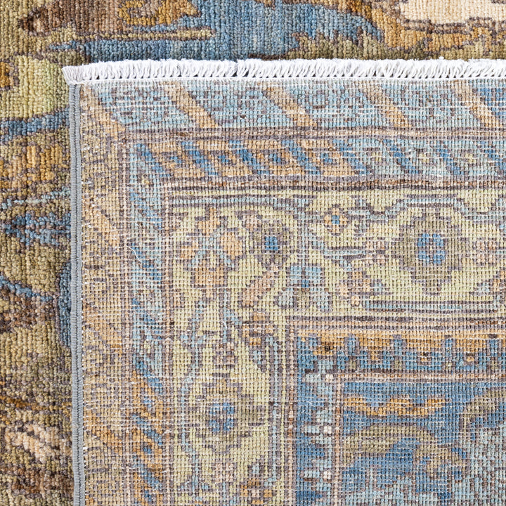 Green Soluna Traditional Wool Rug - 6'2" x 9'