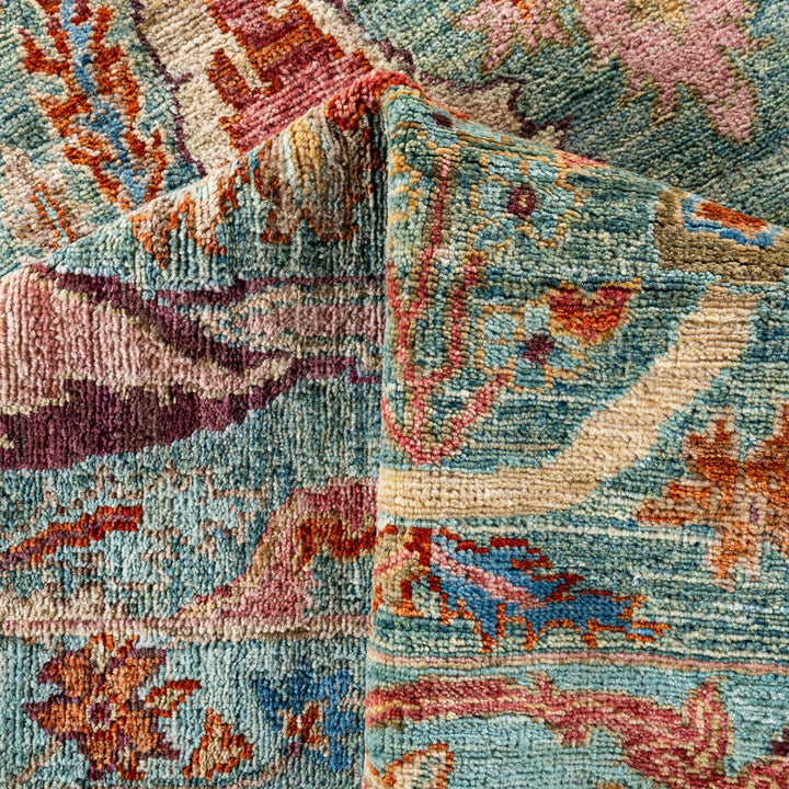 Blue Soluna Traditional Wool Rug - 6'1" x 9'2"