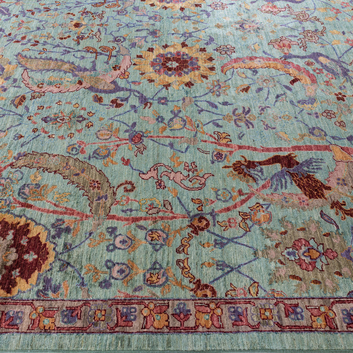 Green Soluna Traditional Wool Rug - 10'4" x 13'9"
