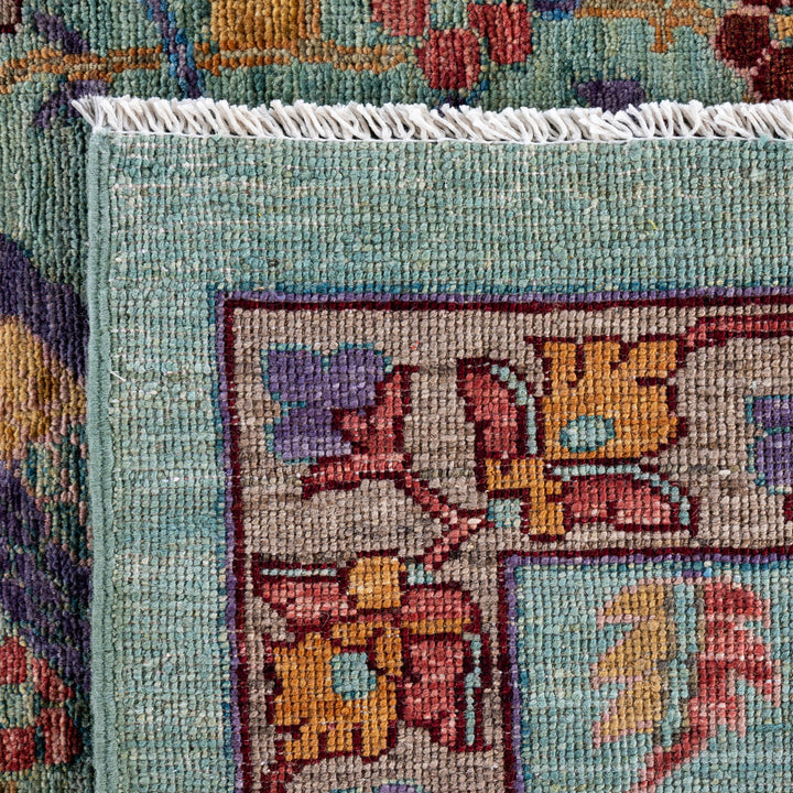 Green Soluna Traditional Wool Rug - 10'4" x 13'9"