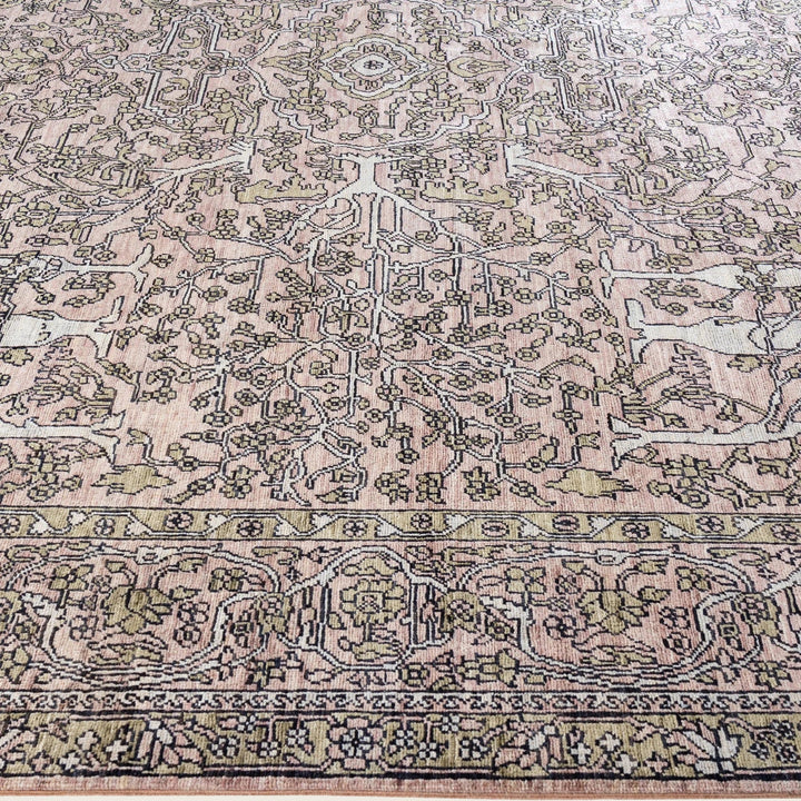 Brown Soluna Traditional Wool Rug - 9' x 12'1"