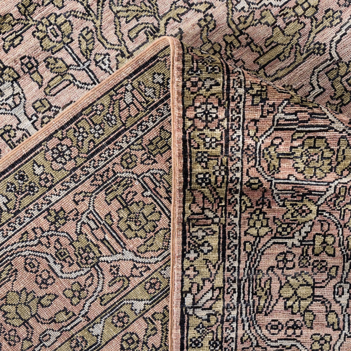Brown Soluna Traditional Wool Rug - 9' x 12'1"