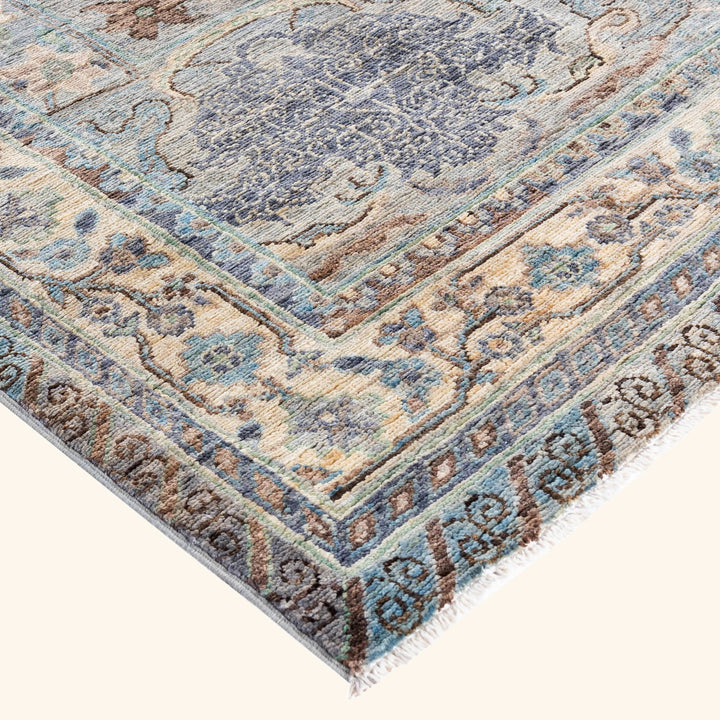 Grey Soluna Traditional Wool Rug - 8'2" x 9'10"