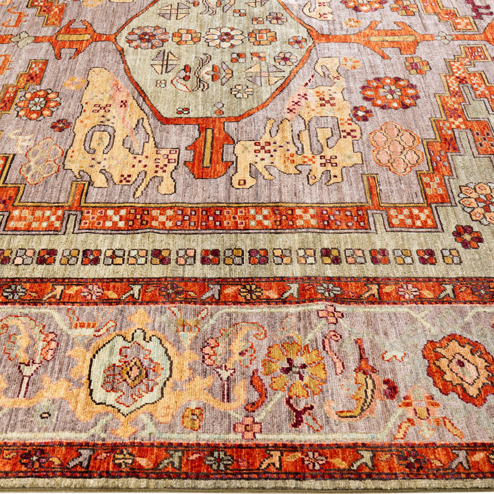 Green Soluna Traditional Wool Rug - 8'5" x 9'8"