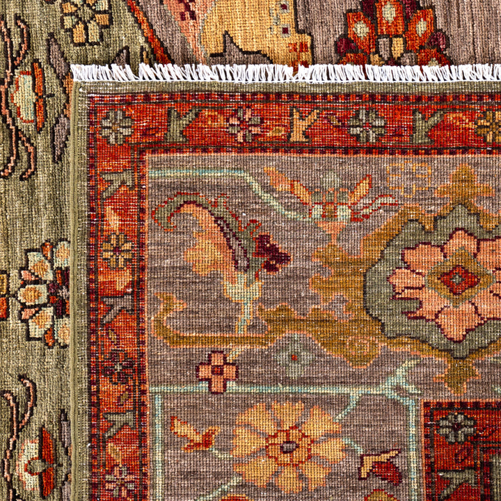 Green Soluna Traditional Wool Rug - 8'5" x 9'8"