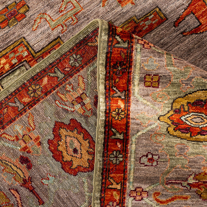 Green Soluna Traditional Wool Rug - 8'5" x 9'8"