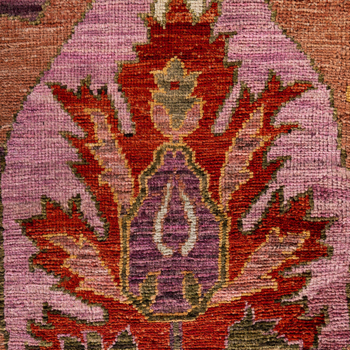 Pink Soluna Traditional Wool Rug - 10'4" x 13'6"