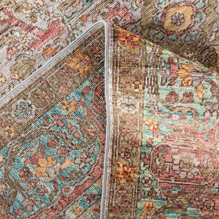 Blue Soluna Traditional Wool Rug - 6' x 8'10"