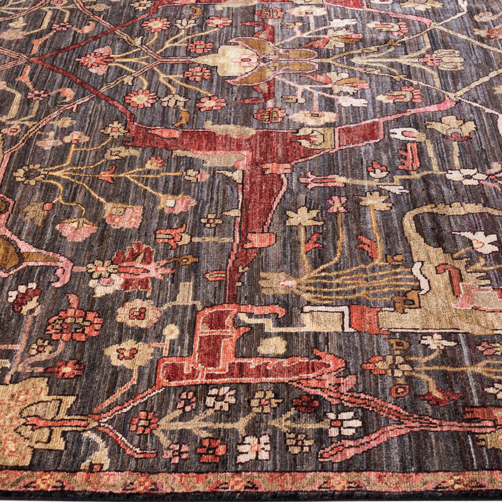 Black Soluna Traditional Wool Rug - 7'9" x 10'4"