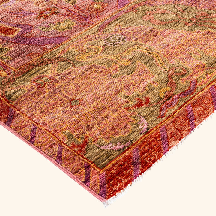 Pink Soluna Traditional Wool Rug - 6'3" x 8'10"
