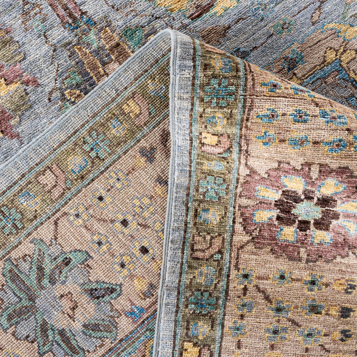 Grey Soluna Traditional Wool Rug - 8'8" x 9'10"