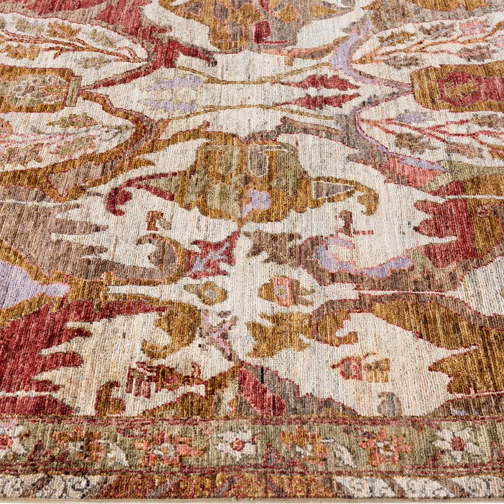 Sand Soluna Traditional Wool Rug - 6' x 9'2"