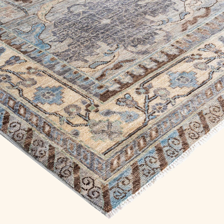 Grey Soluna Traditional Wool Rug - 10'1" x 13'9"