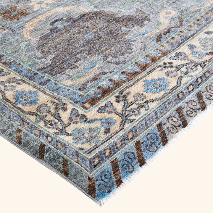 Grey Soluna Traditional Wool Rug - 8'10" x 11'10"
