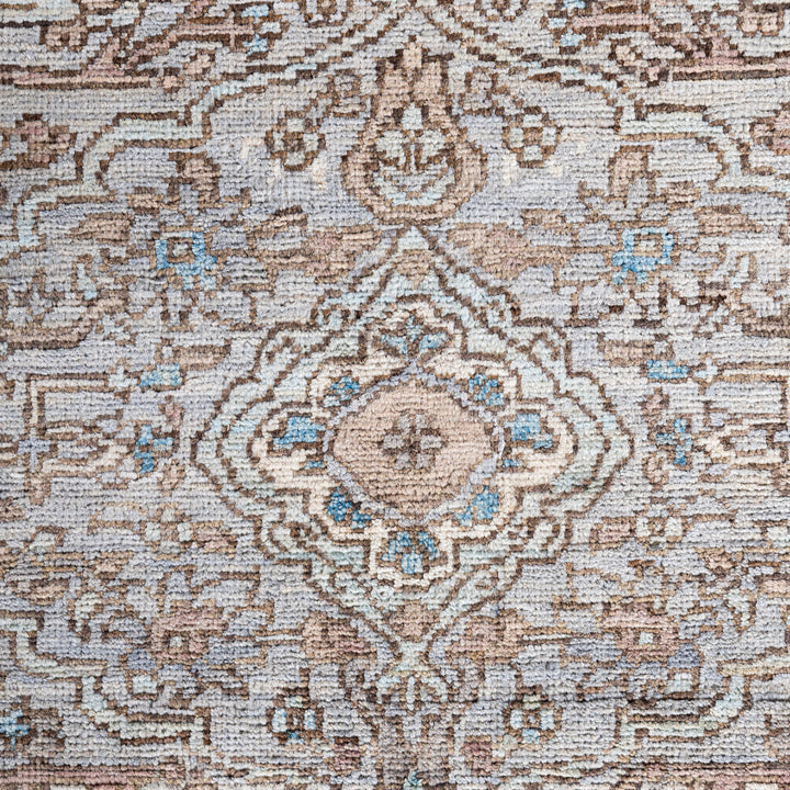 Grey Soluna Traditional Wool Rug - 8'2" x 10'1"