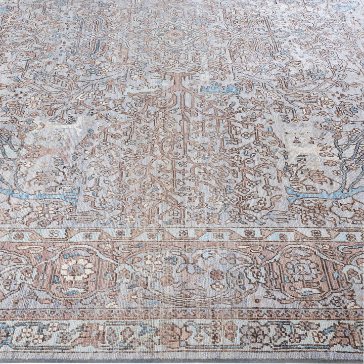 Grey Soluna Traditional Wool Rug - 8'2" x 10'1"