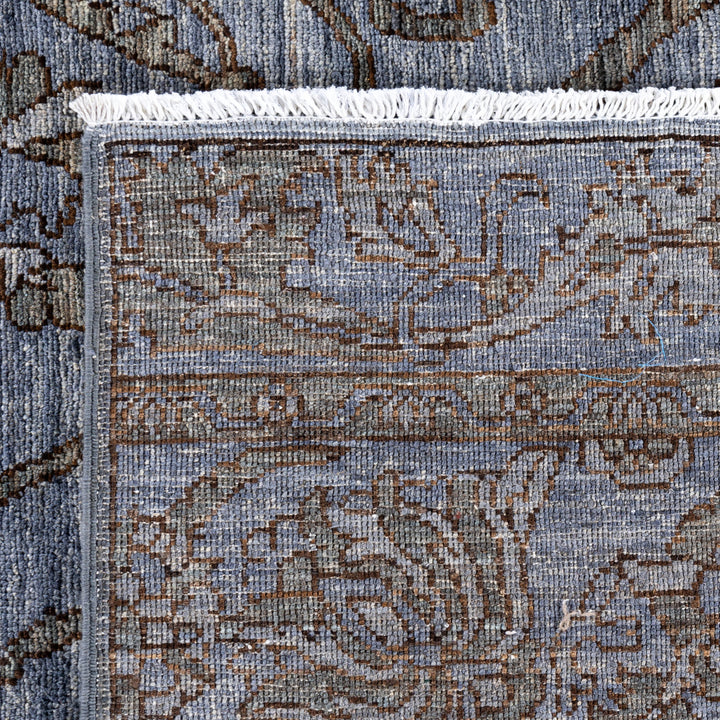 Grey Soluna Traditional Wool Rug - 8'3" x 9'8"