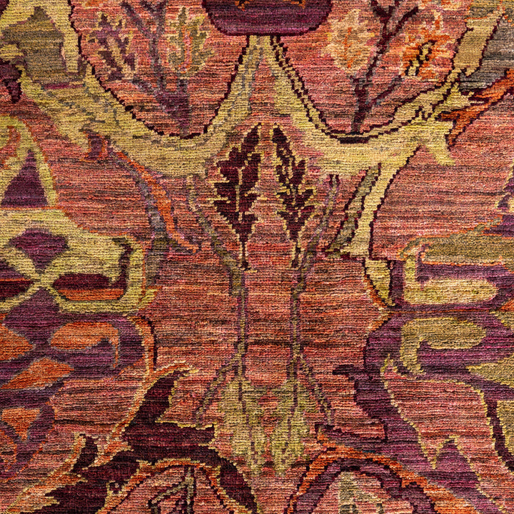 Pink Soluna Traditional Wool Rug - 5'10" x 9'1"