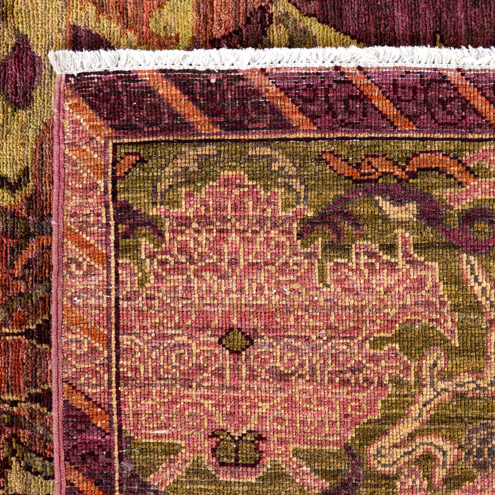 Pink Soluna Traditional Wool Rug - 5'10" x 9'1"