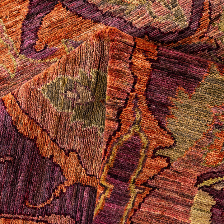 Pink Soluna Traditional Wool Rug - 5'10" x 9'1"