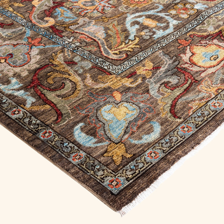Brown Soluna Traditional Wool Rug - 6'1" x 8'10"