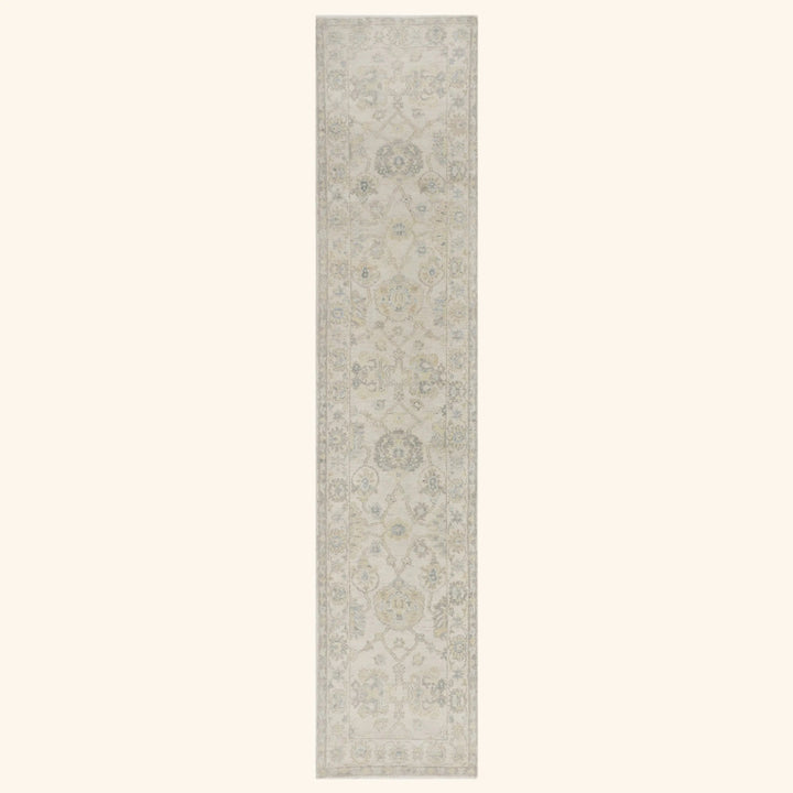Ivory Grey Traditional Wool Runner - 2'6" x 12'