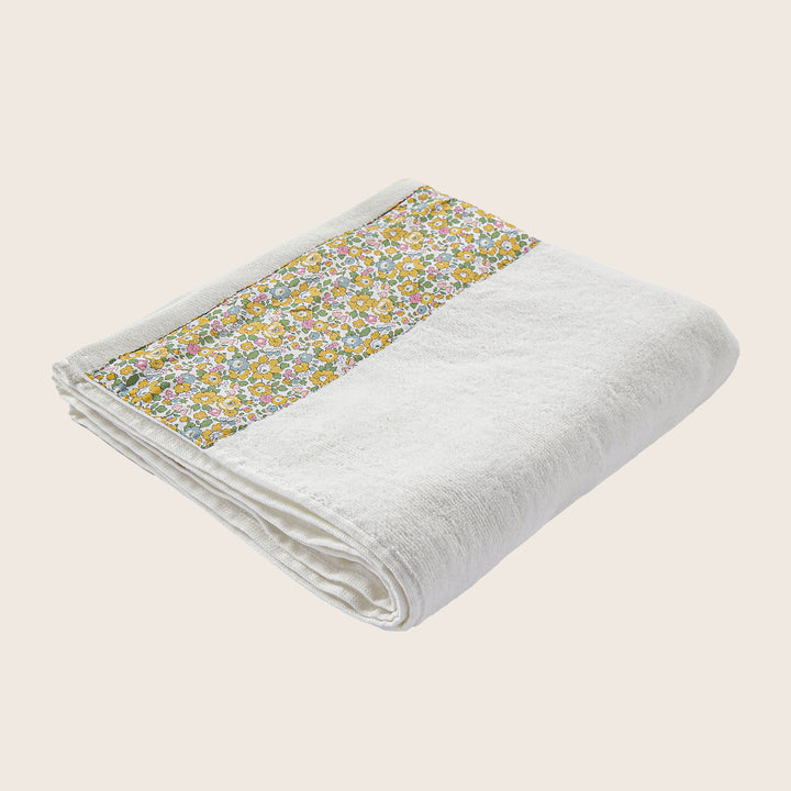 Betsy Ann Hand Towel, Yellow